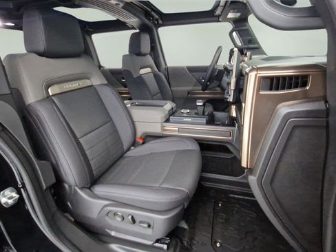 New 2025 GMC Hummer EV 3X w/ LPO, Sport Package image 28