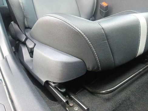 Used 2025 Toyota Camry SE FWD image 31