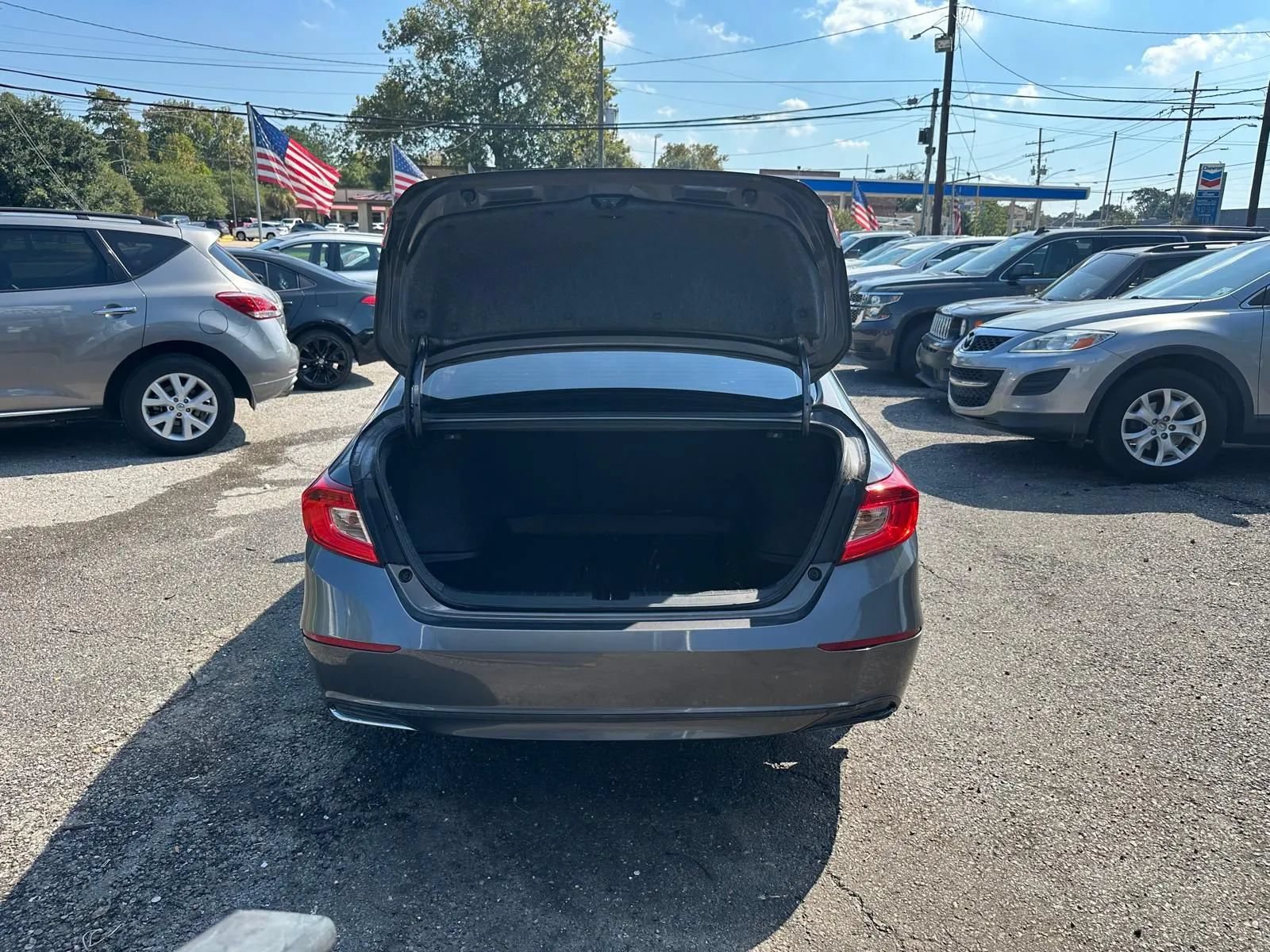 Used 2018 Honda Accord EX-L image 9