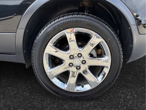 Used 2018 Buick Encore Premium image 15