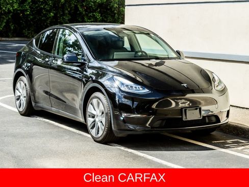 Used 2022 Tesla Model Y Long Range AWD/4WD image 10