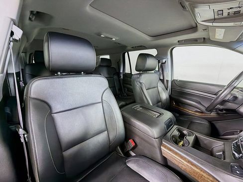 Used 2016 Chevrolet Tahoe LT w/ Luxury Package AWD/4WD image 28