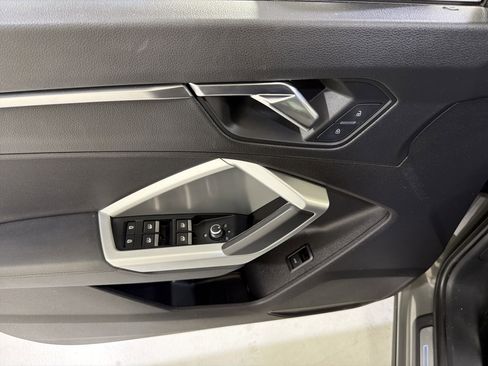 Used 2020 Audi Q3 2.0T Premium Plus w/ Premium Plus Package image 15
