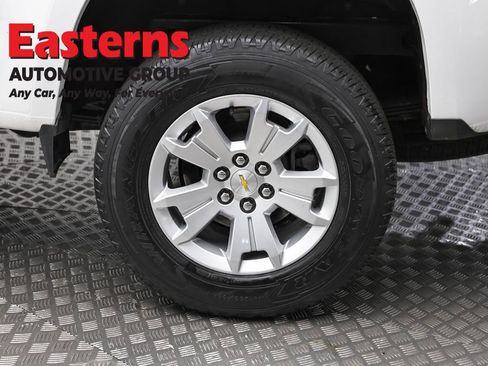 Used 2022 Chevrolet Colorado LT w/ Fleet Safety Package RWD image 8