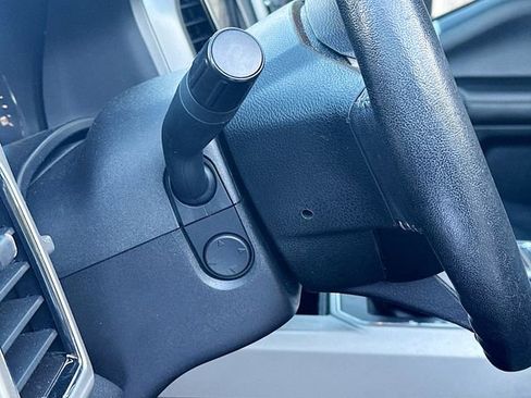 Used 2018 Ford F150 Lariat w/ Equipment Group 502A Luxury AWD/4WD image 11
