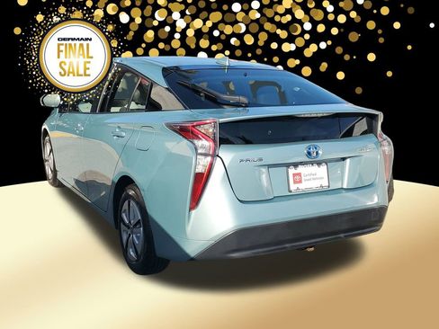 Certified 2016 Toyota Prius Three image 8