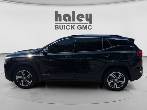Used 2020 GMC Terrain SLT AWD/4WD image 2