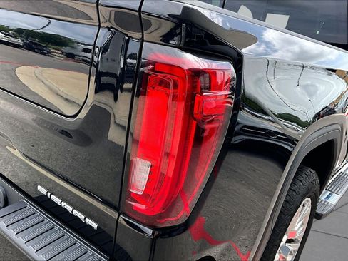 Used 2019 GMC Sierra 1500 Denali w/ Technology Package AWD/4WD image 28
