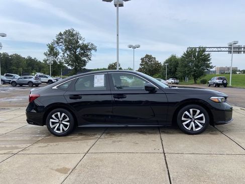 Used 2025 Honda Civic LX image 13