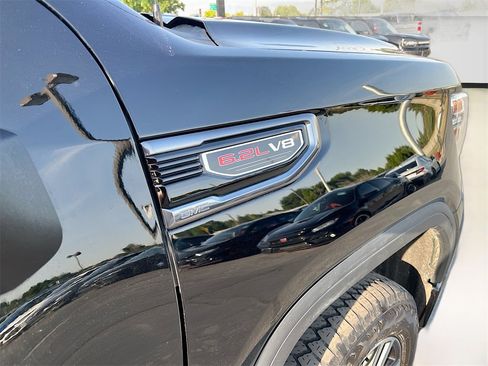 Used 2021 GMC Sierra 1500 AT4 image 30