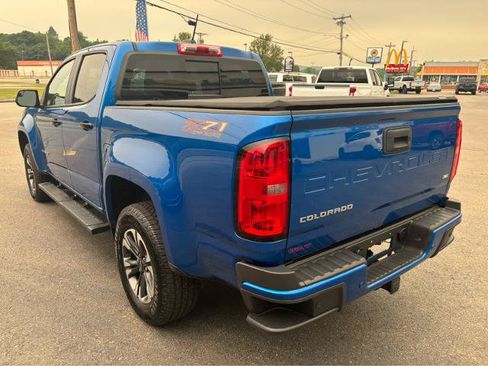 Used 2022 Chevrolet Colorado Z71 AWD/4WD image 7