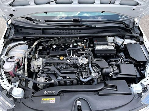 Used 2024 Toyota Corolla LE FWD image 11