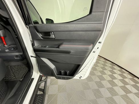 Used 2025 Toyota Tacoma TRD Pro AWD/4WD image 24