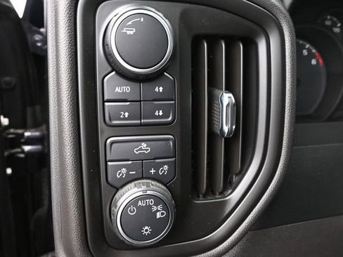 Used 2023 Chevrolet Silverado 1500 Custom Trail Boss AWD/4WD image 27