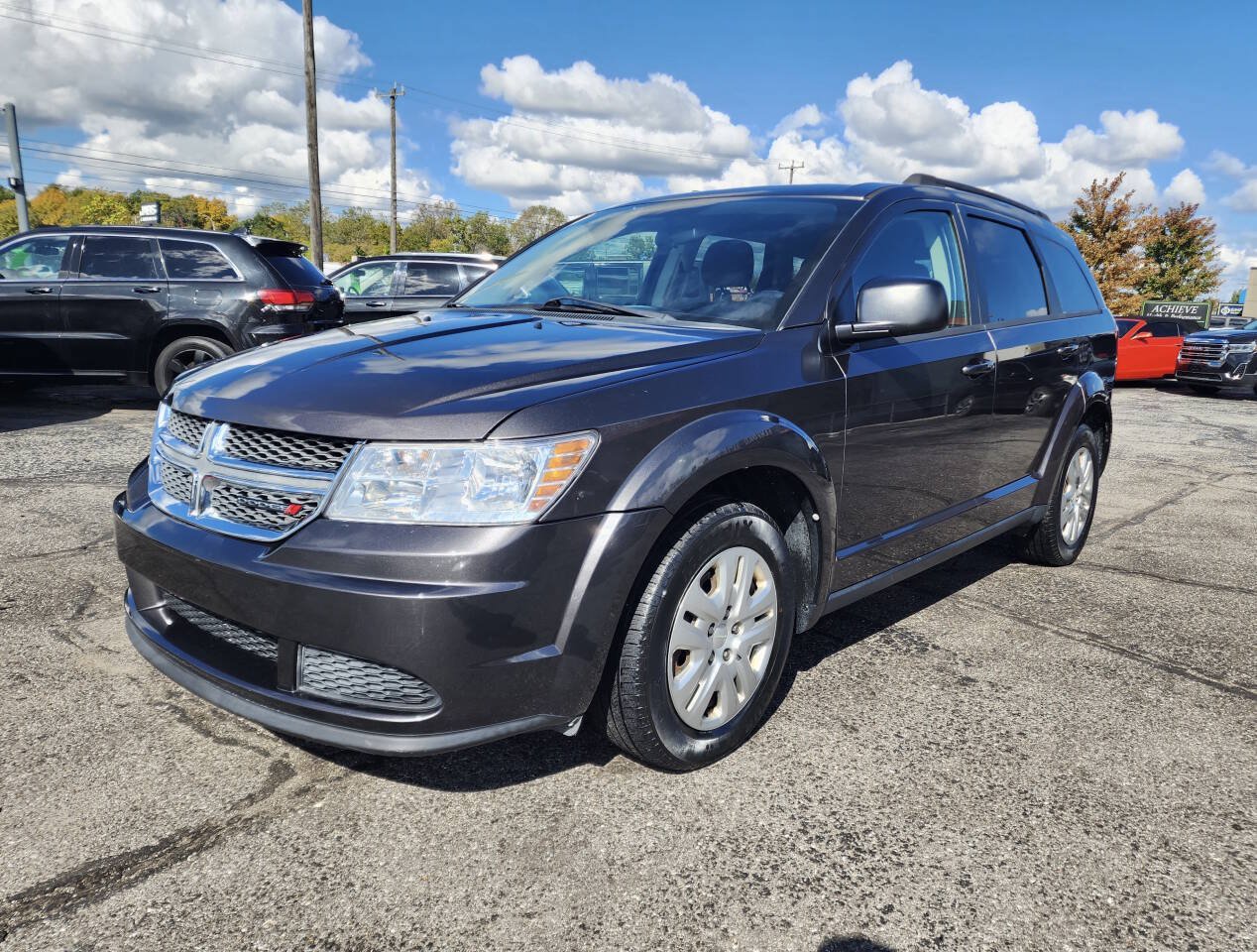Used 2017 Dodge Journey SE w/ Flexible Seating Group FWD image 2