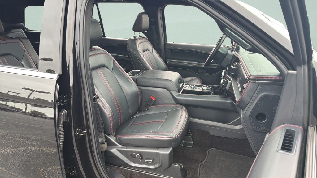 Used 2023 Ford Expedition Limited AWD/4WD image 19