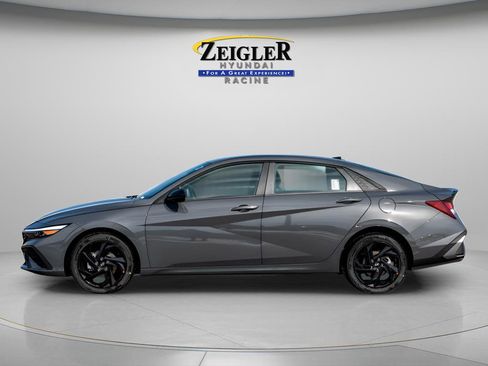 New 2026 Hyundai Elantra SEL Sport Premium FWD image 4