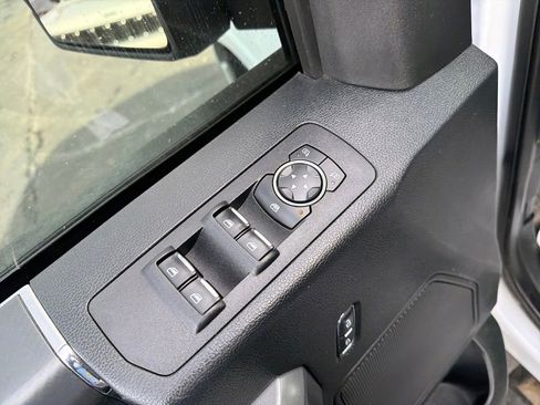 Used 2019 Ford F150 XLT w/ Equipment Group 302A Luxury image 14