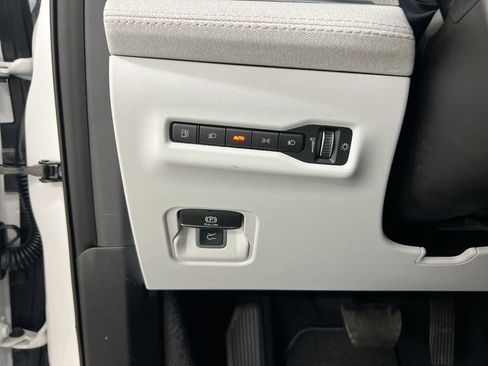 New 2026 Jeep Cherokee Laredo AWD/4WD image 18