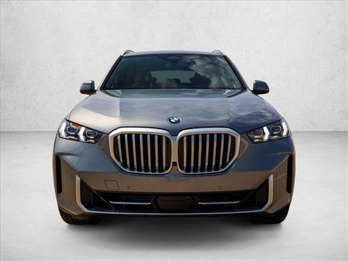 New 2026 BMW X5 xDrive40i w/ Climate Comfort Package AWD/4WD image 2
