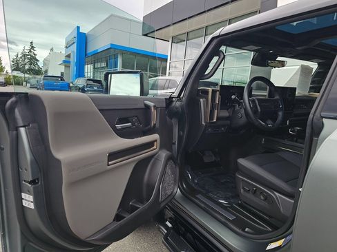 Used 2024 GMC Hummer EV 3X w/ Extreme Off-Road Package AWD/4WD image 24