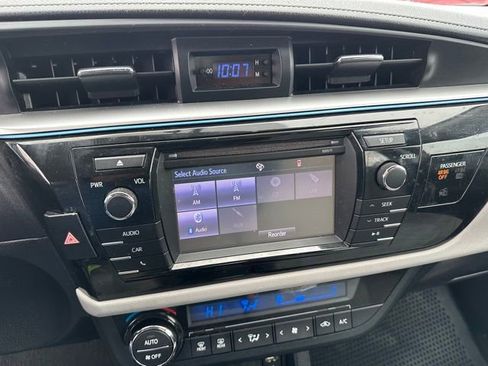 Used 2016 Toyota Corolla L image 12