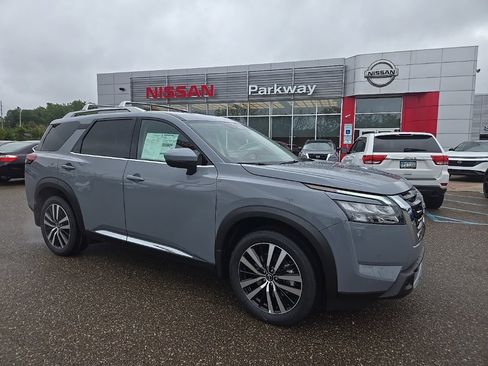 New 2025 Nissan Pathfinder Platinum w/ Cargo Package image 1