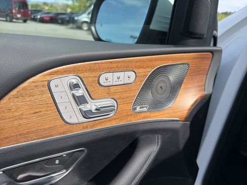 Used 2025 Mercedes-Benz GLE 350 4MATIC image 7