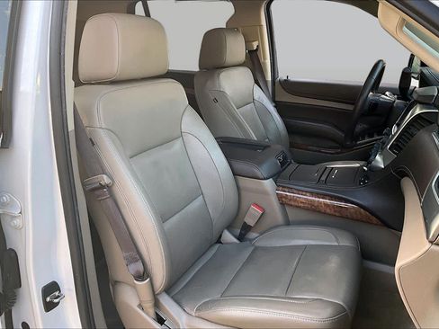 Used 2017 Chevrolet Tahoe Premier AWD/4WD image 9
