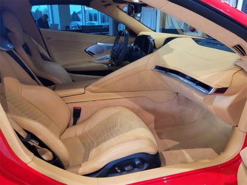 Used 2024 Chevrolet Corvette Z06 image 16