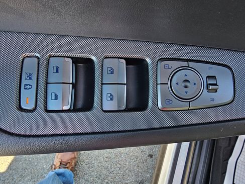 Used 2022 Hyundai Palisade Limited image 35