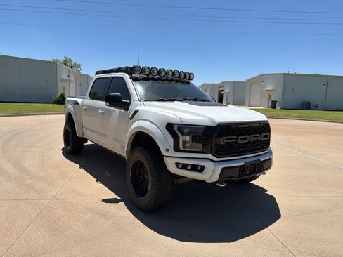 Used 2019 Ford F150 Raptor w/ Equipment Group 802A Luxury AWD/4WD image 7