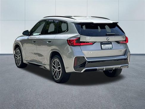 Used 2025 BMW X1 xDrive28i AWD/4WD image 8