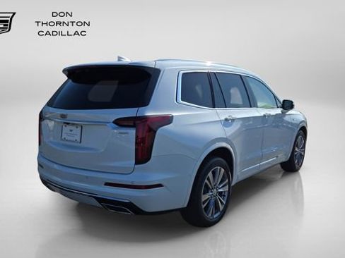 Used 2024 Cadillac XT6 Premium Luxury w/ Platinum Package AWD/4WD image 5