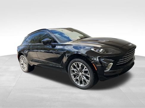 Used 2023 Aston Martin DBX Base image 2