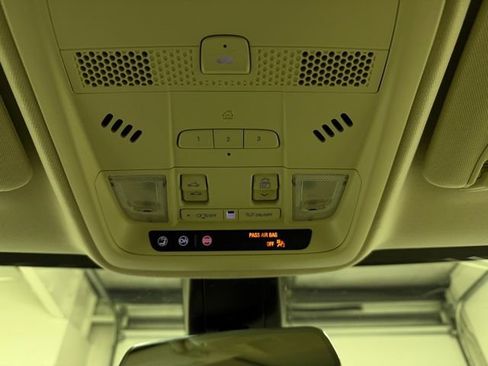 Used 2025 Cadillac XT5 Premium Luxury image 23