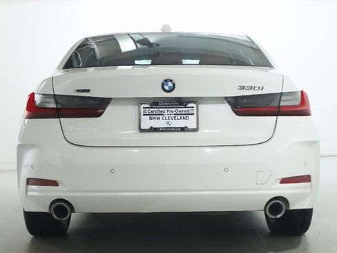 Certified 2024 BMW 330i xDrive Sedan w/ Convenience Package AWD/4WD image 43
