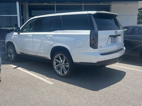 Used 2025 Cadillac Escalade Sport Platinum AWD/4WD image 1