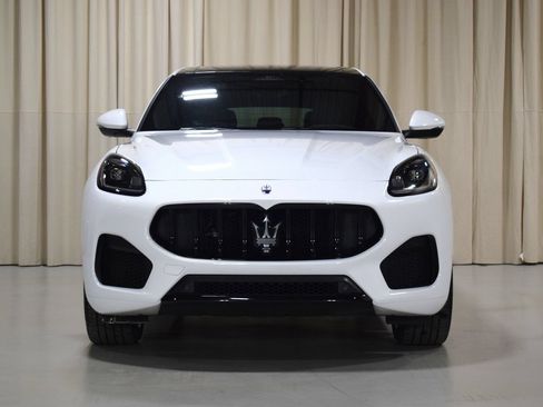 Certified 2023 Maserati Grecale Modena AWD/4WD image 8
