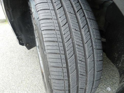 Used 2024 Audi Q4 e-tron Premium Plus w/ Premium Plus image 26