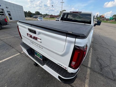 Certified 2022 GMC Sierra 2500 AT4 w/ Snow Plow Prep/Camper Package image 7