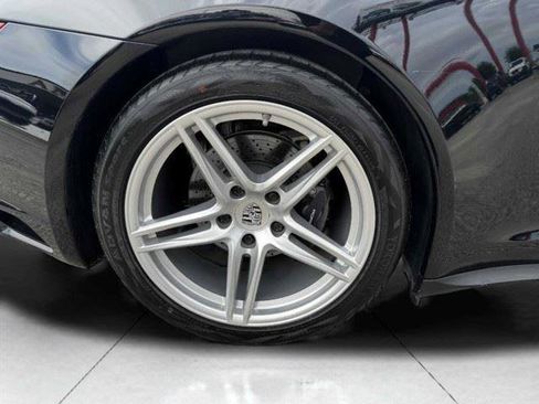 Used 2019 Porsche 911 Targa 4 AWD/4WD image 47