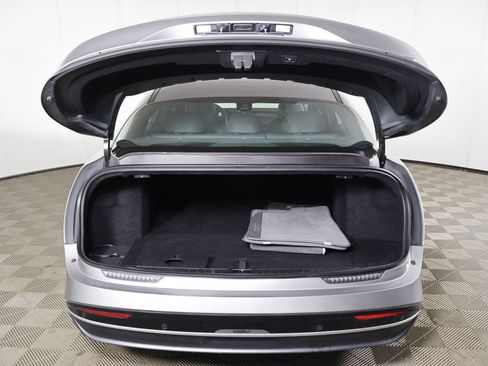Used 2024 Lucid Air Touring AWD/4WD image 15