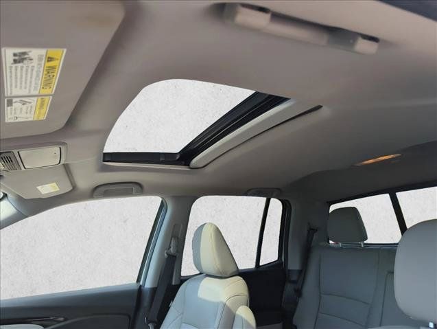 Used 2017 Honda Ridgeline RTL-E image 24