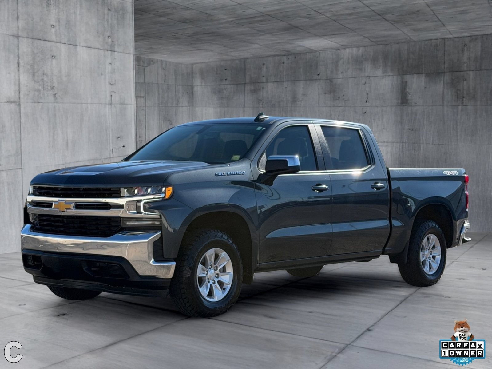 Certified 2022 Chevrolet Silverado 1500 LT AWD/4WD image 2