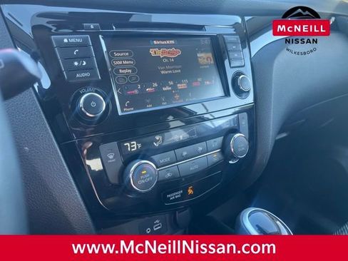 Used 2022 Nissan Rogue Sport SV w/ Technology Package image 21