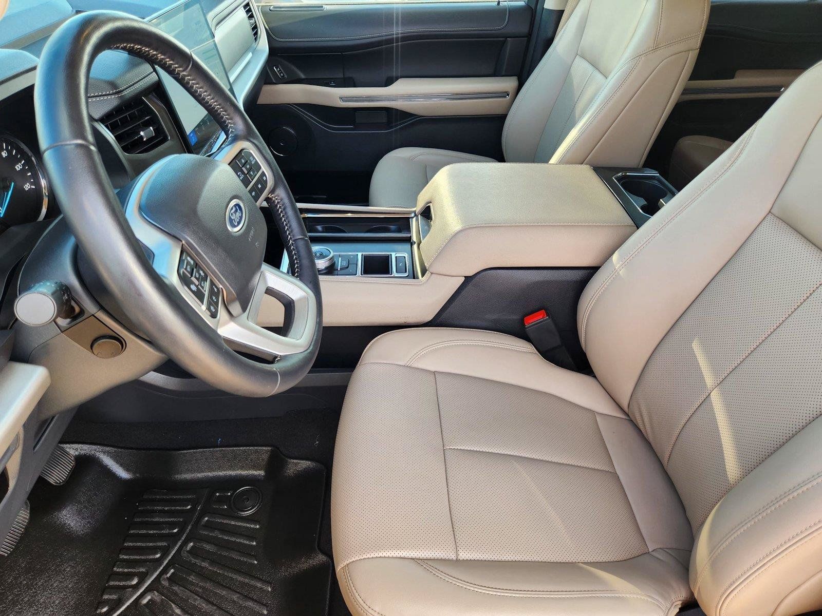 Used 2024 Ford Expedition Max XLT RWD image 17