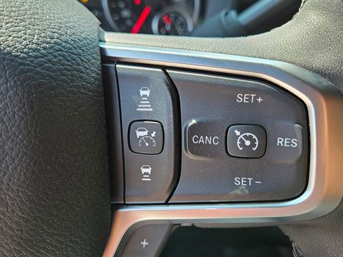 New 2026 RAM 2500 Big Horn AWD/4WD image 25