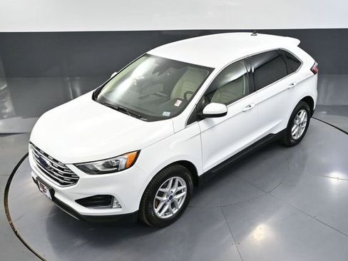 Used 2021 Ford Edge SEL w/ Cargo Accessory Package image 56