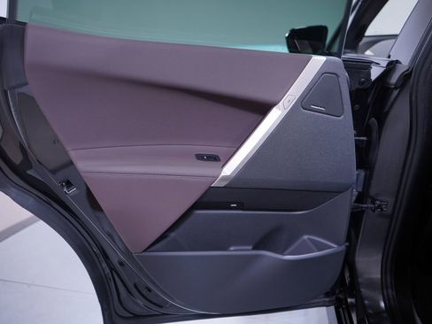 Used 2026 BMW iX xDrive60 image 14